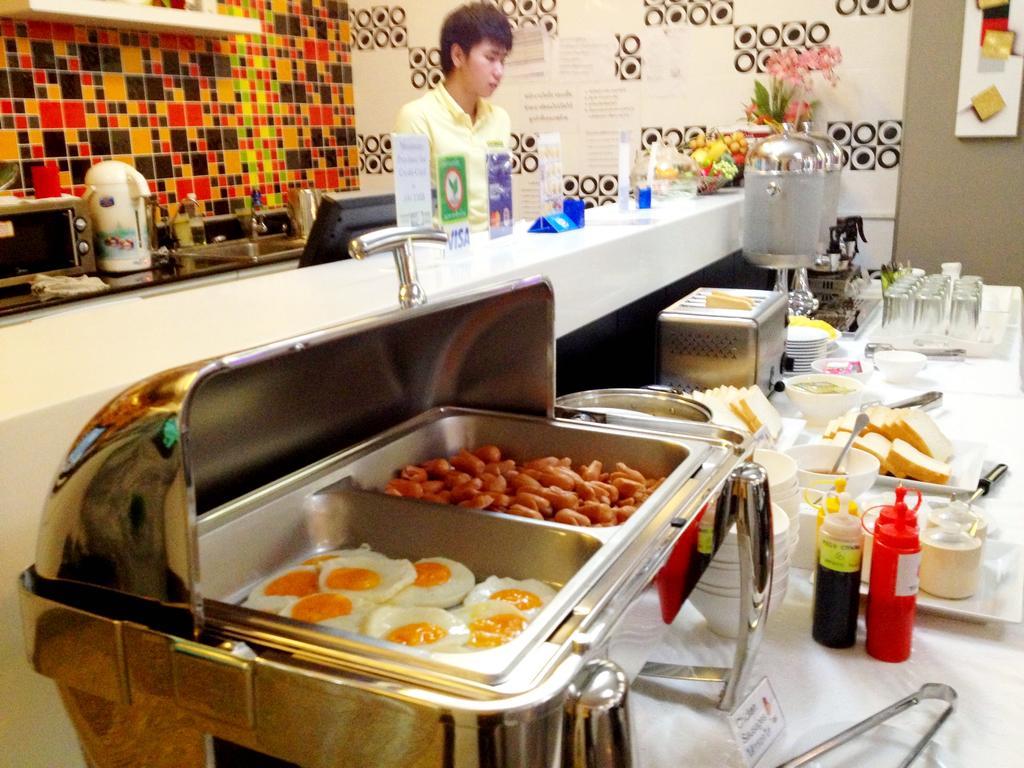 Saphaipae Hostel Bangkok Luaran gambar